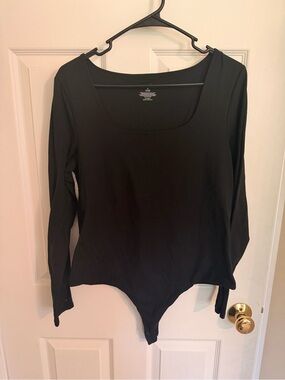 nuuds Black Long Sleeve Scoop-Neck Bodysuit